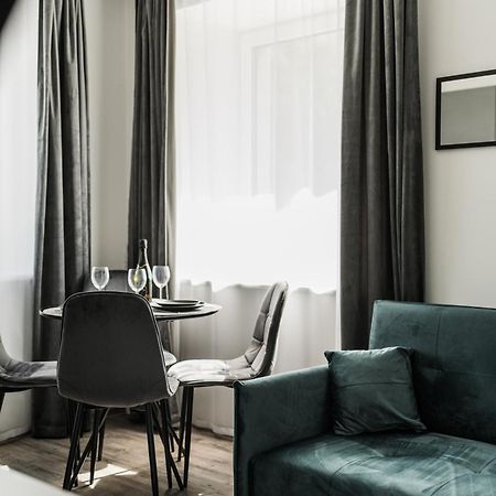 Riverra House 考纳斯 外观 照片